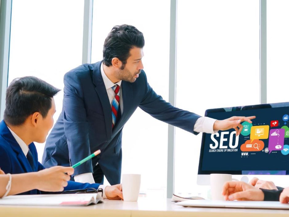 SEO consultant presenting that he is an SEO consultancy
